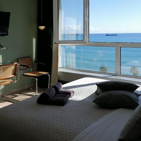 A City-Center Seaview Penthouse At Oceanic Лімасол Екстер'єр фото