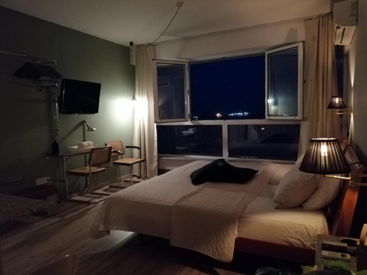 A City-Center Seaview Penthouse At Oceanic Лімасол Екстер'єр фото