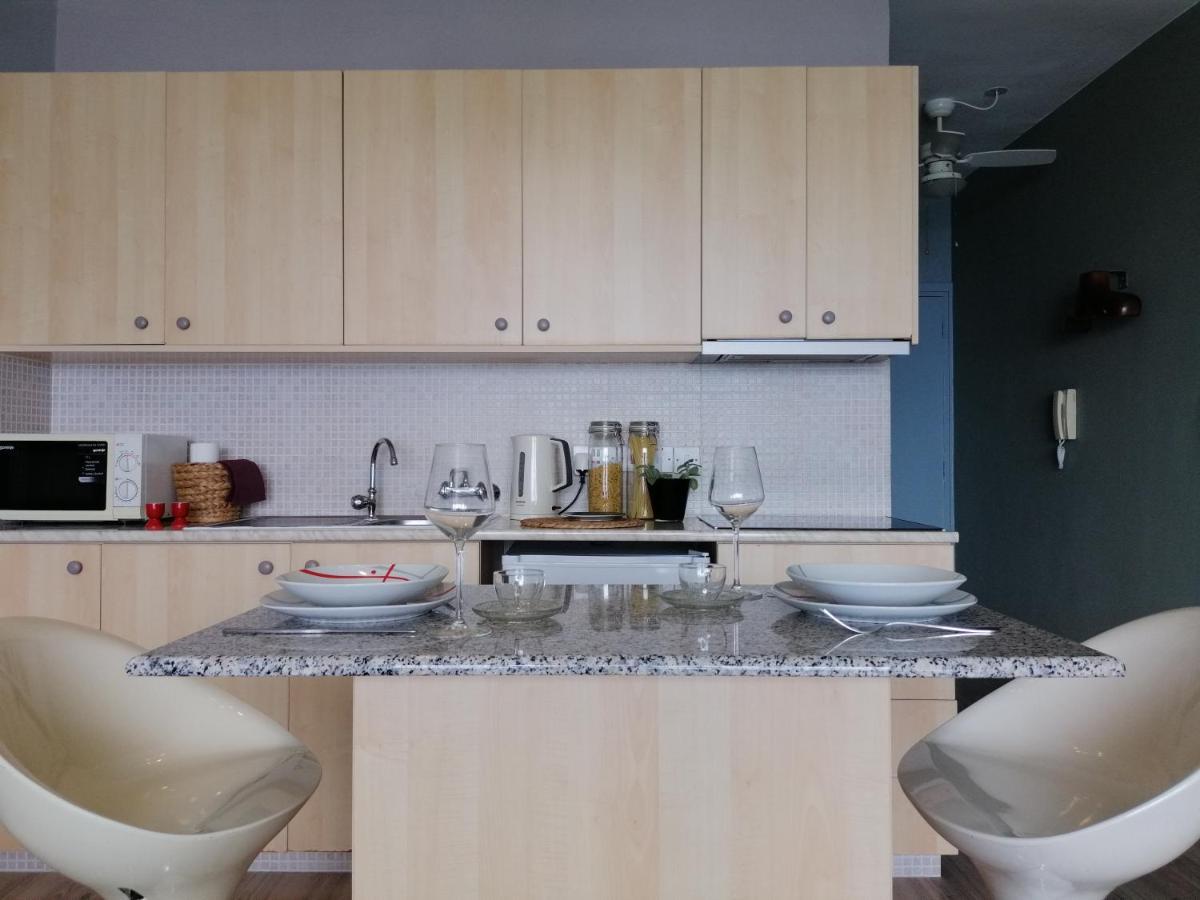 A City-Center Seaview Penthouse At Oceanic Лімасол Екстер'єр фото