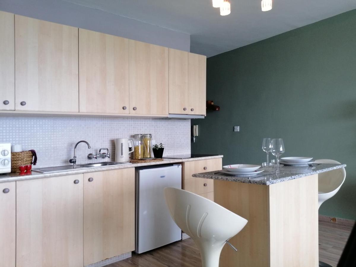 A City-Center Seaview Penthouse At Oceanic Лімасол Екстер'єр фото