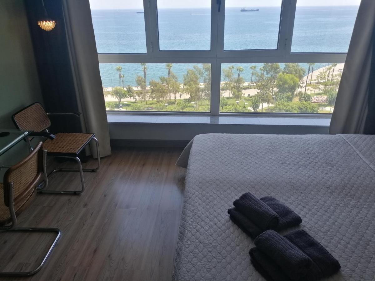 A City-Center Seaview Penthouse At Oceanic Лімасол Екстер'єр фото